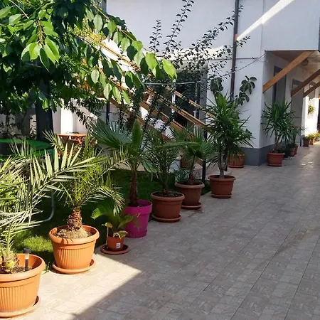 Vila Alexandra *